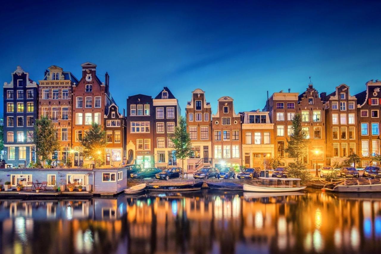City Heart Station Amsterdam Buitenkant foto